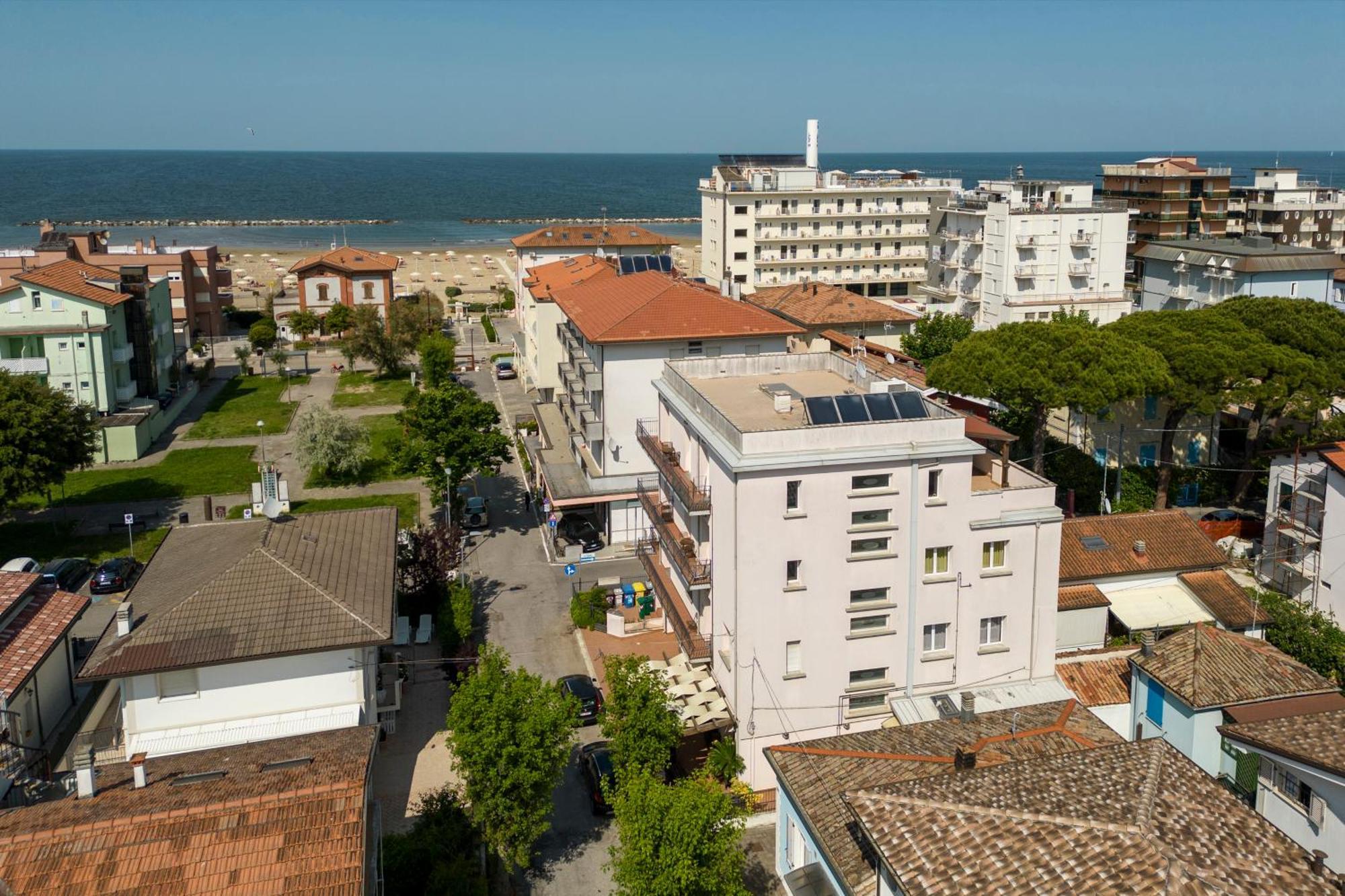 Residence Tre Trilo&Suites Rimini Exterior foto