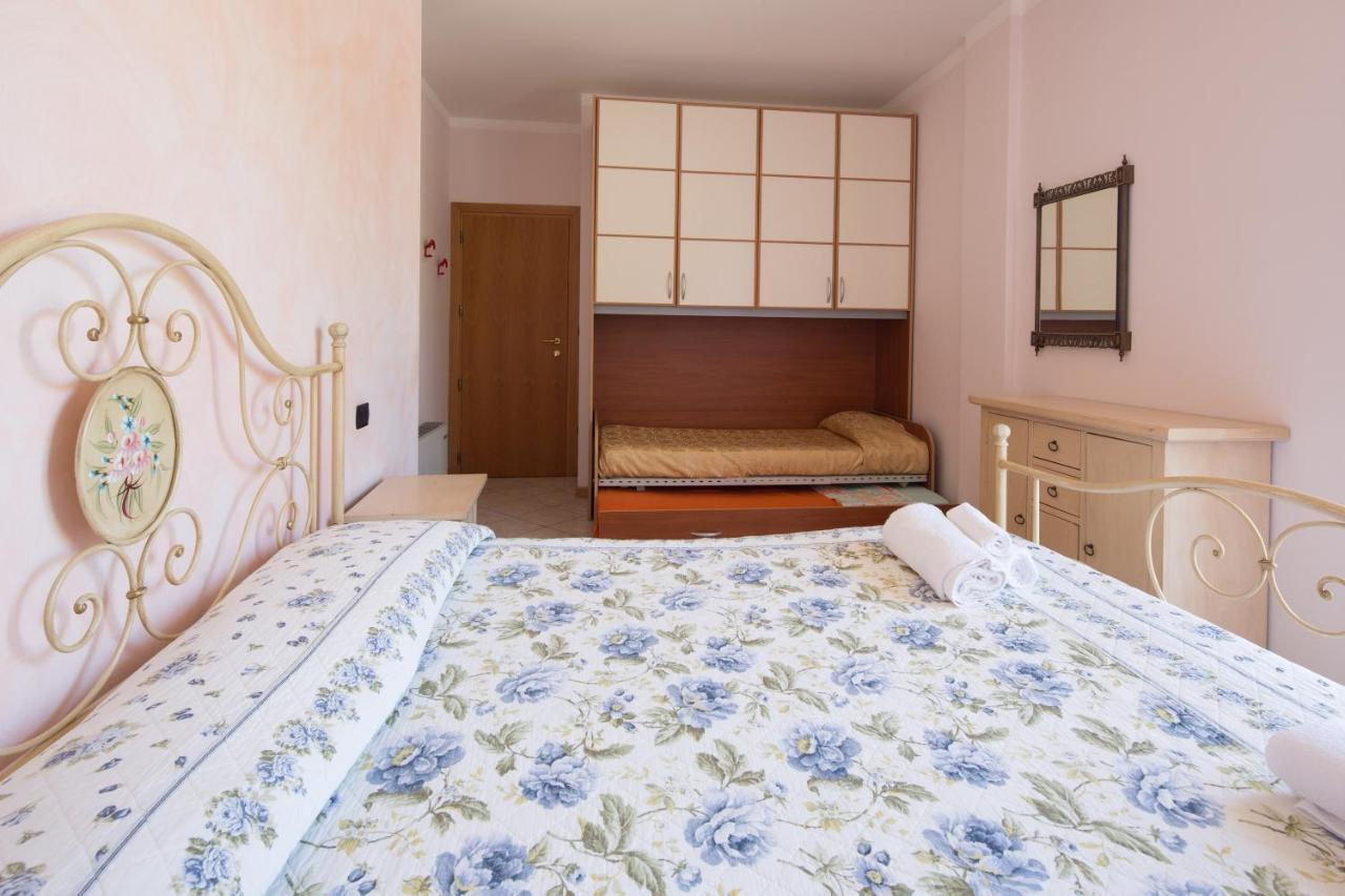 Residence Tre Trilo&Suites Rimini Exterior foto