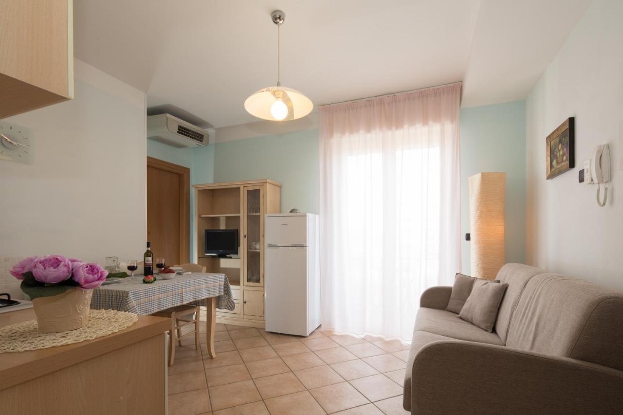 Residence Tre Trilo&Suites Rimini Exterior foto