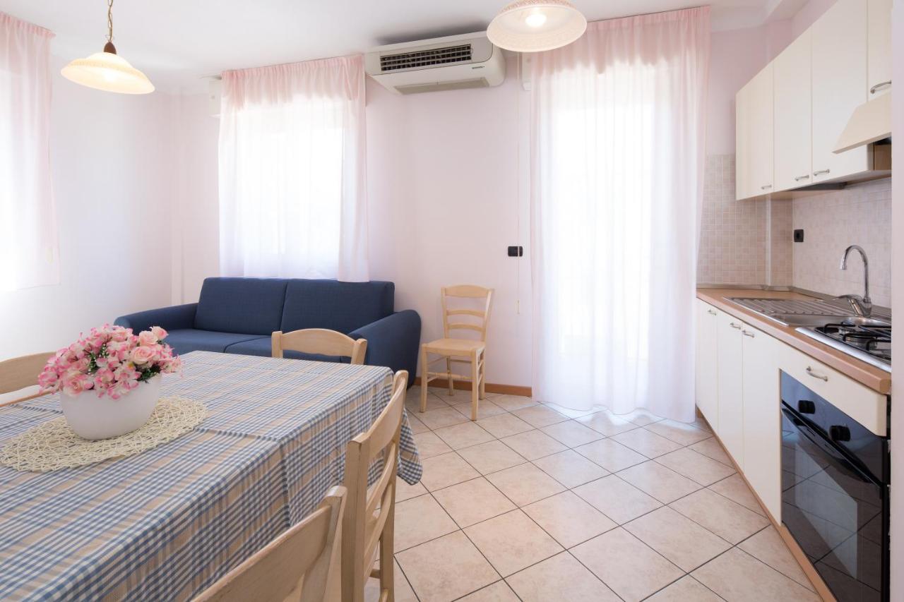 Residence Tre Trilo&Suites Rimini Exterior foto