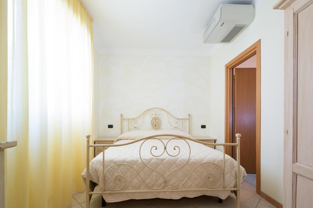Residence Tre Trilo&Suites Rimini Exterior foto